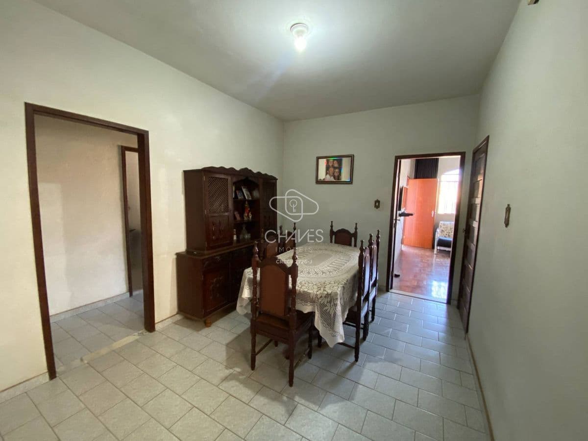 Casa com 3 quartos à Venda, São João - Conselheiro Lafaiete