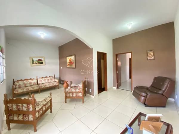 Casa com 4 quartos à Venda, Barreira - Conselheiro Lafaiete