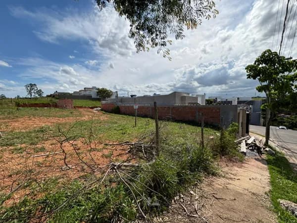 Lote plano a venda no bairro São Marcos
