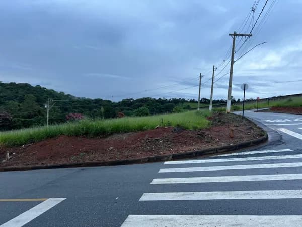 Lote à Venda no Bairro Cidade Jardim – Conselheiro Lafaiete/MG