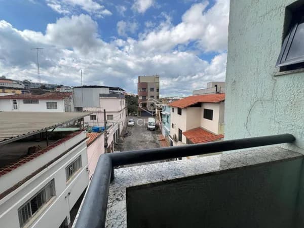 Apartamento/Cobertura com 4 quartos no bairro Albertina - Conselheiro Lafaiete