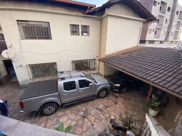 Casa com 3 quartos à Venda, Museu