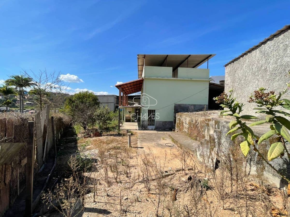 Casa com 3 quartos à Venda, Santa Terezinha - Conselheiro Lafaiete
