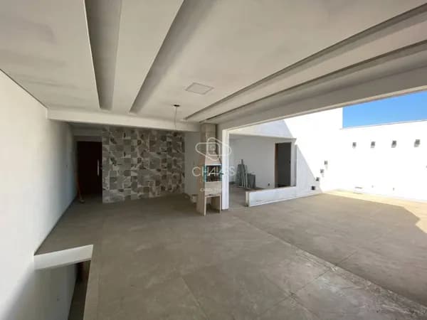Duplex com 4 quartos à Venda, Alvorada - Conselheiro Lafaiete