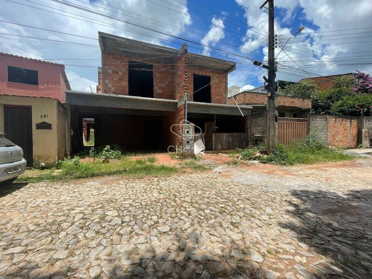 Casa com 3 quartos à Venda, Progresso - Conselheiro Lafaiete
