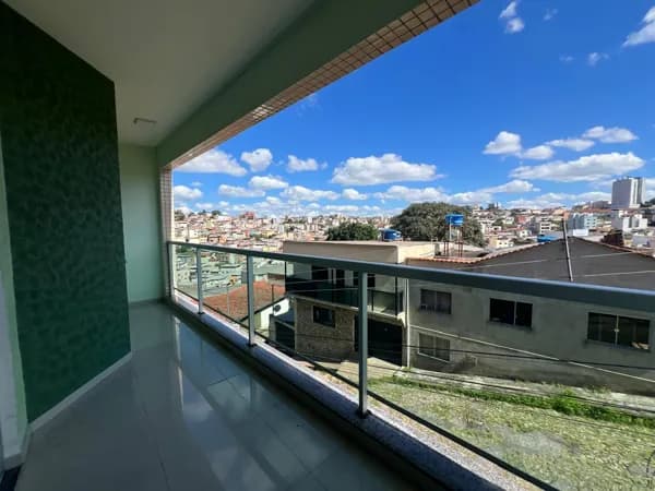 Apartamento de 03 quartos com suíte no bairro Albertina