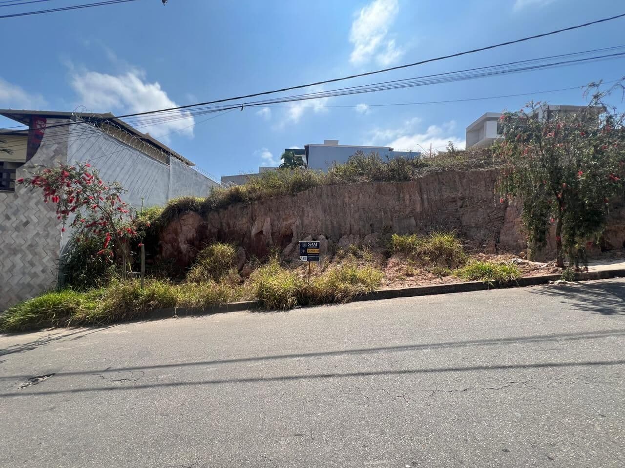 Lote/Terreno em Conselheiro Lafaiete - Quintas do Sol