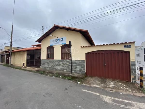 Casa/Lote disponível no Santo Antônio