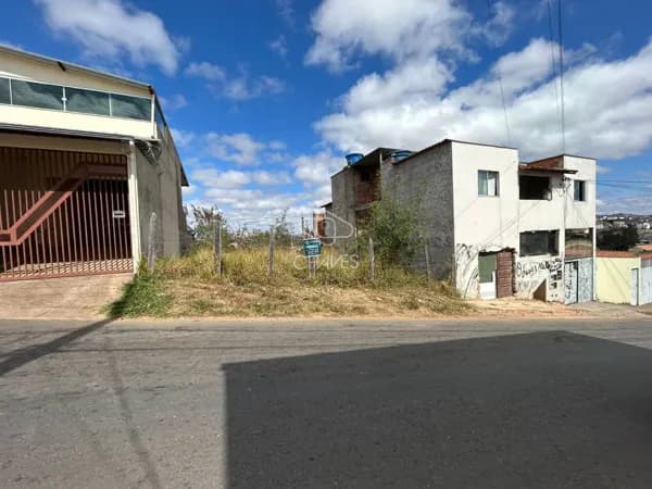 Lote/Terreno à Venda, Real de Queluz - Conselheiro Lafaiete