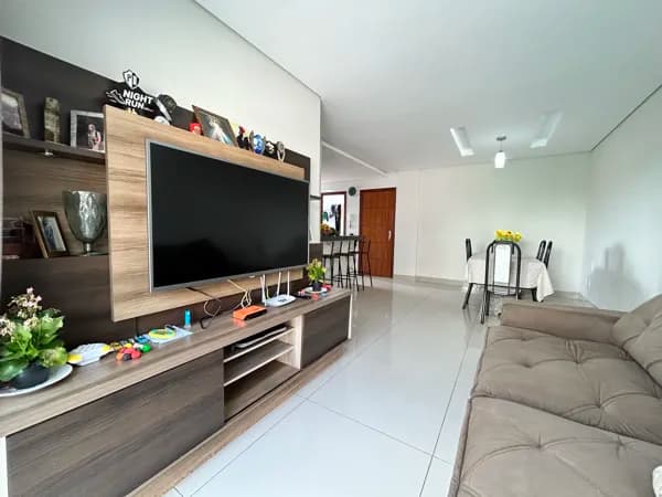 Apartamento com Planejados e Excelente Acabamento