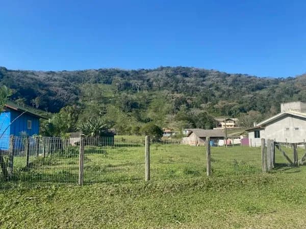 Área na Ressacada ideal para um belo sítio