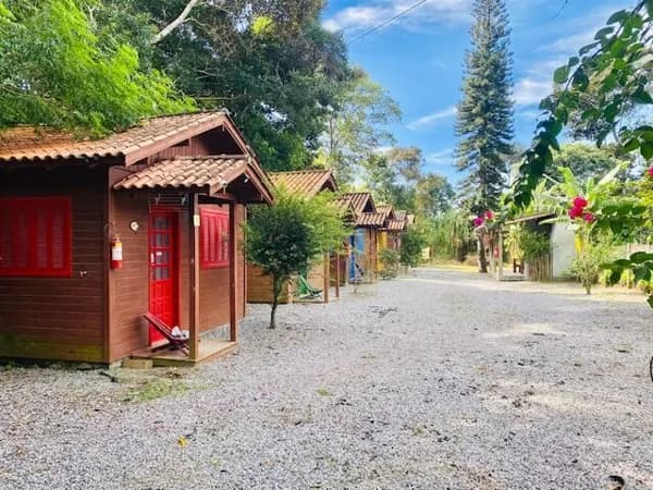 Imóvel com 6 Cabanas à venda na Praia do Rosa 100m da lagoa