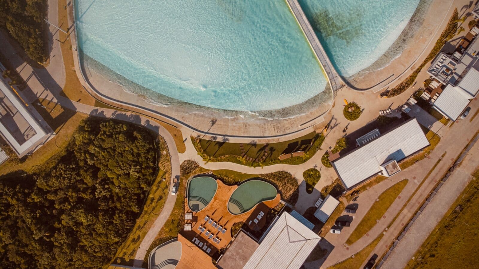 Apartamento superior 1207 com terraço por 135 mil no bloco Ferrugem já com escritura
