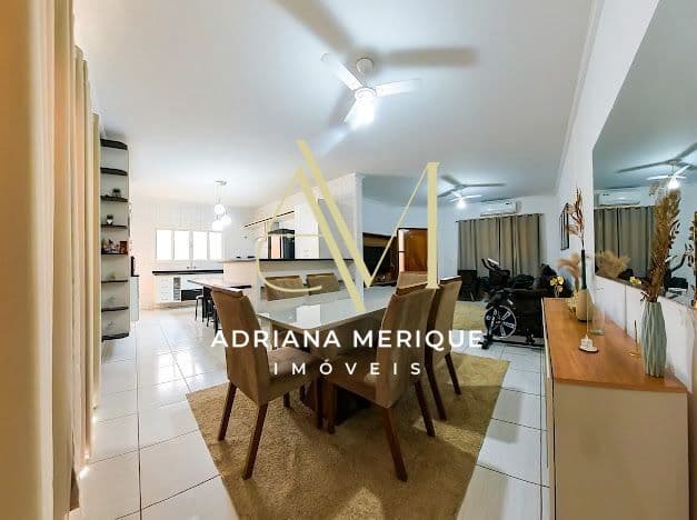 Casa à venda no Bairro Jardim Boa Esperança - Araras/SP