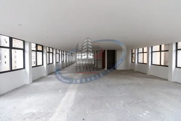 Sala comercial 230m² na Vila Olimpia