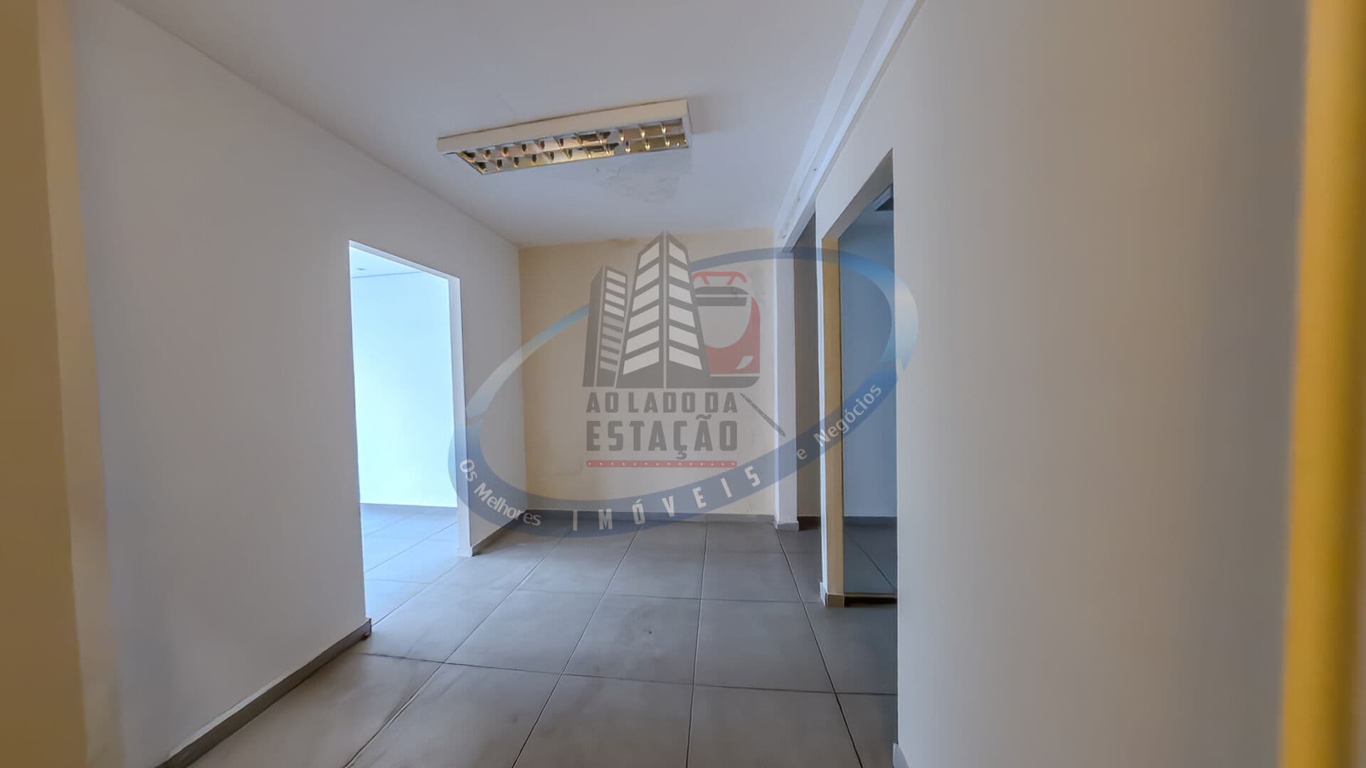 Sobrado comercial na 9 de julho com 104m²