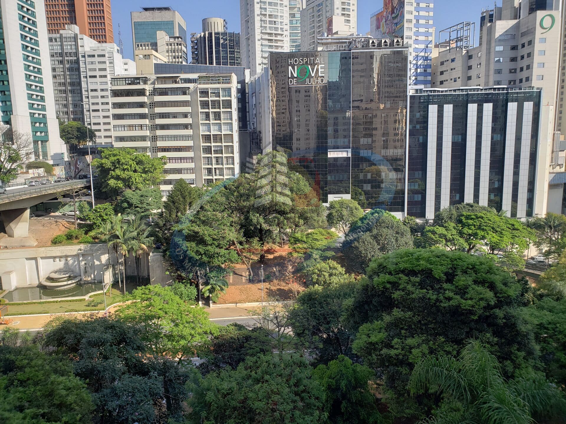 Apto 2 quartos com vaga a 5 min da Estação Trianon-MASP | Av. Paulista