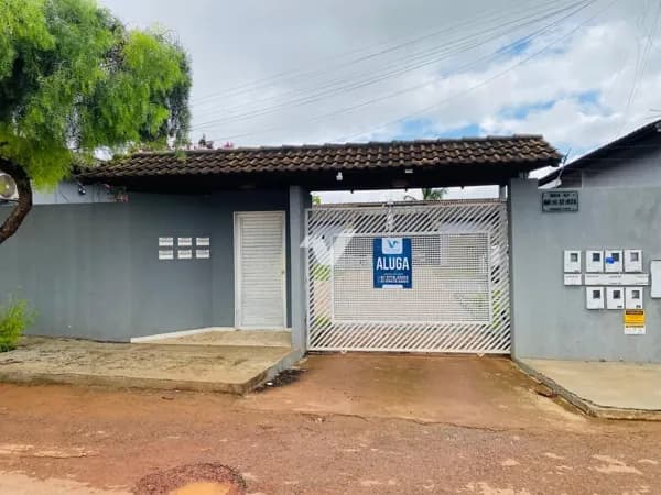 CASA DISPONIVEL PARA LOCAÇÃO