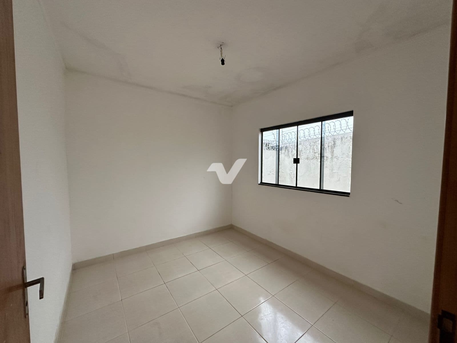 Loja Ponto Comercial em Setor Nordeste, Formosa/GO