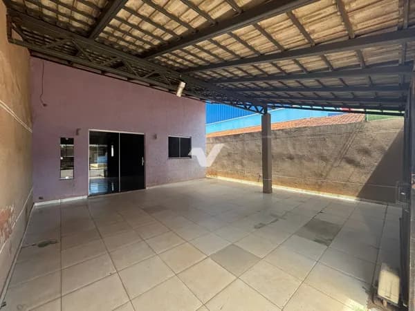 IMÓVEL USADO NA RUA VISCONDE - DISPONÍVEL PARA VENDA