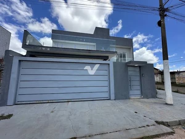 Sobrado em Formosa - Setor Primavera