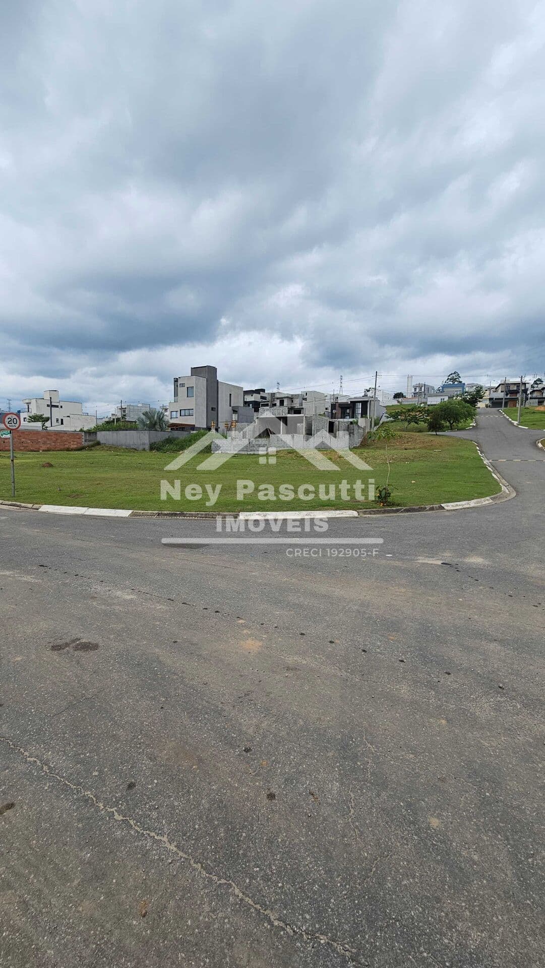 Terreno em Condomínio em Residencial Veneza I, Mogi das Cruzes/SP