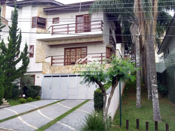 Casa à venda no bairro Aruja 5 em Arujá/SP