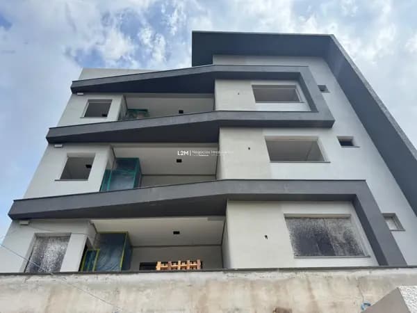 Apartamento 3 dormitórios ao lado do Parque de Exposições Jaime Canet Junior