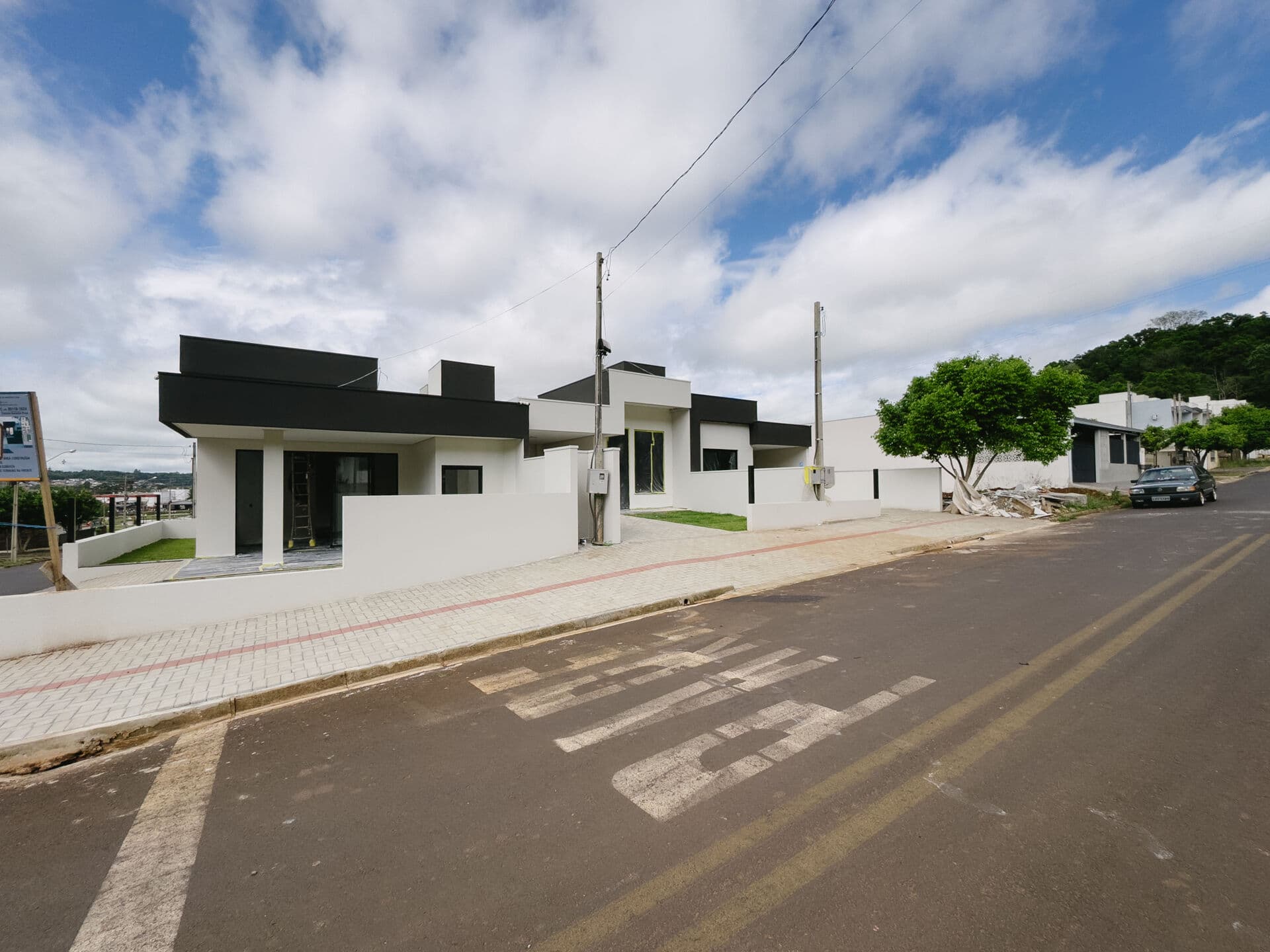 Casa de Esquina para Venda no Sadia em Francisco Beltrão com 3 dormitórios