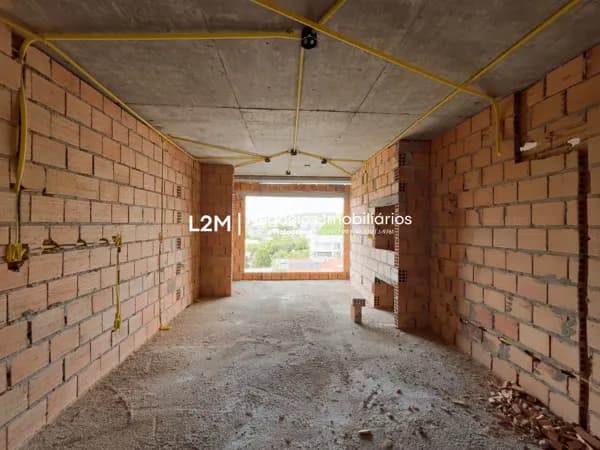 Apartamento com 2 dormitórios - ao lado da Unioeste em Francisco Beltrão