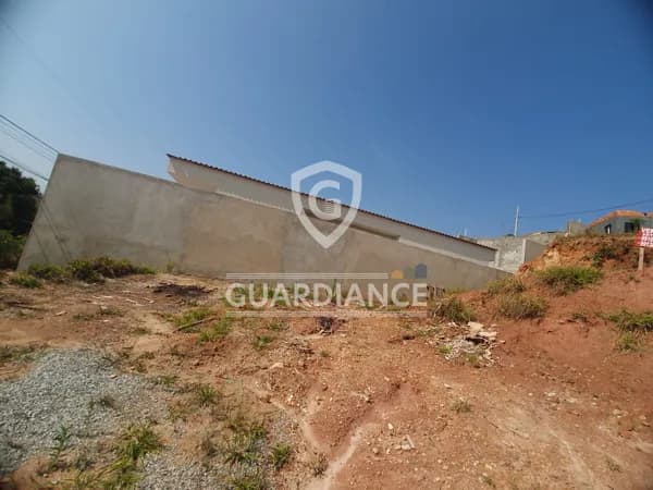 Lote/Terreno em Antônio Carlos - Campolide