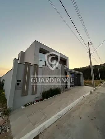 Casa em Barbacena - Campo