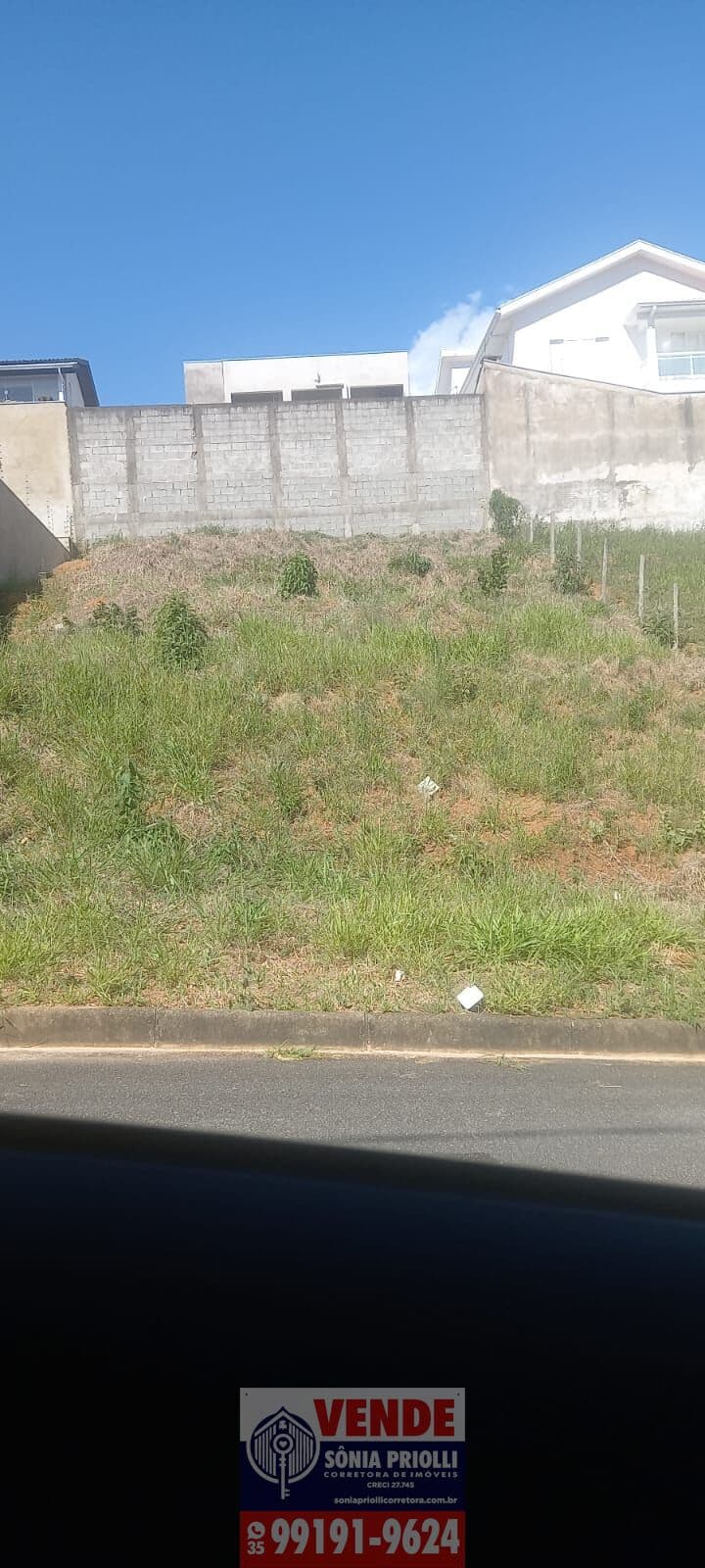 Lote/Terreno em Pouso Alegre - Colinas de Santa Bárbara