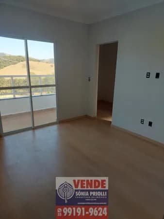 Casa em Pouso Alegre - Jardim Floresta