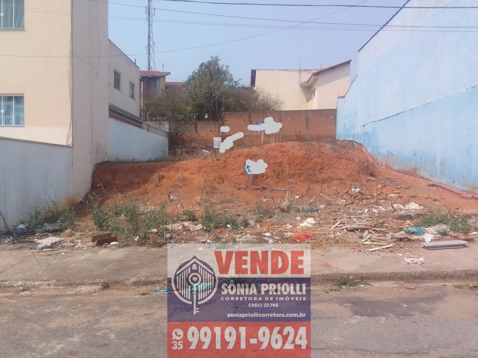Lote/Terreno em Pouso Alegre - Jardim Canadá
