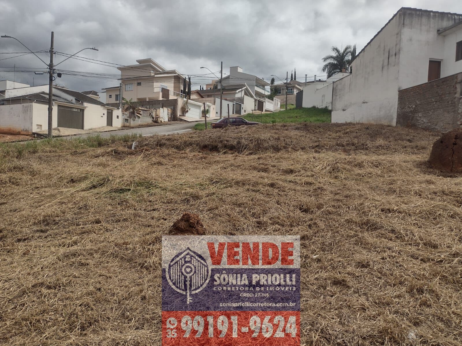 Lote/Terreno em Pouso Alegre - Reserva de Santa Bárbara