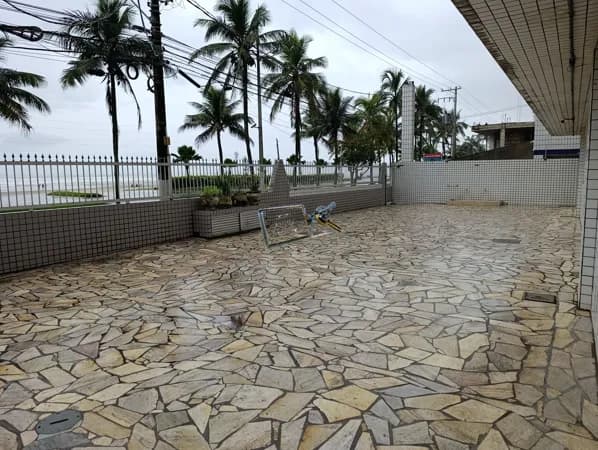 Apartamento Kitnet frente mar, Praia Grande/SP