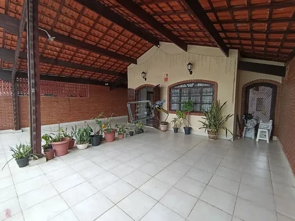 Casa proximo a praia / Praia Grande/SP