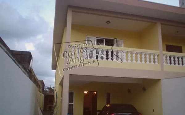 Sobrado 3 dormitórios sendo 1 suite para Venda em Solemar Praia Grande-SP