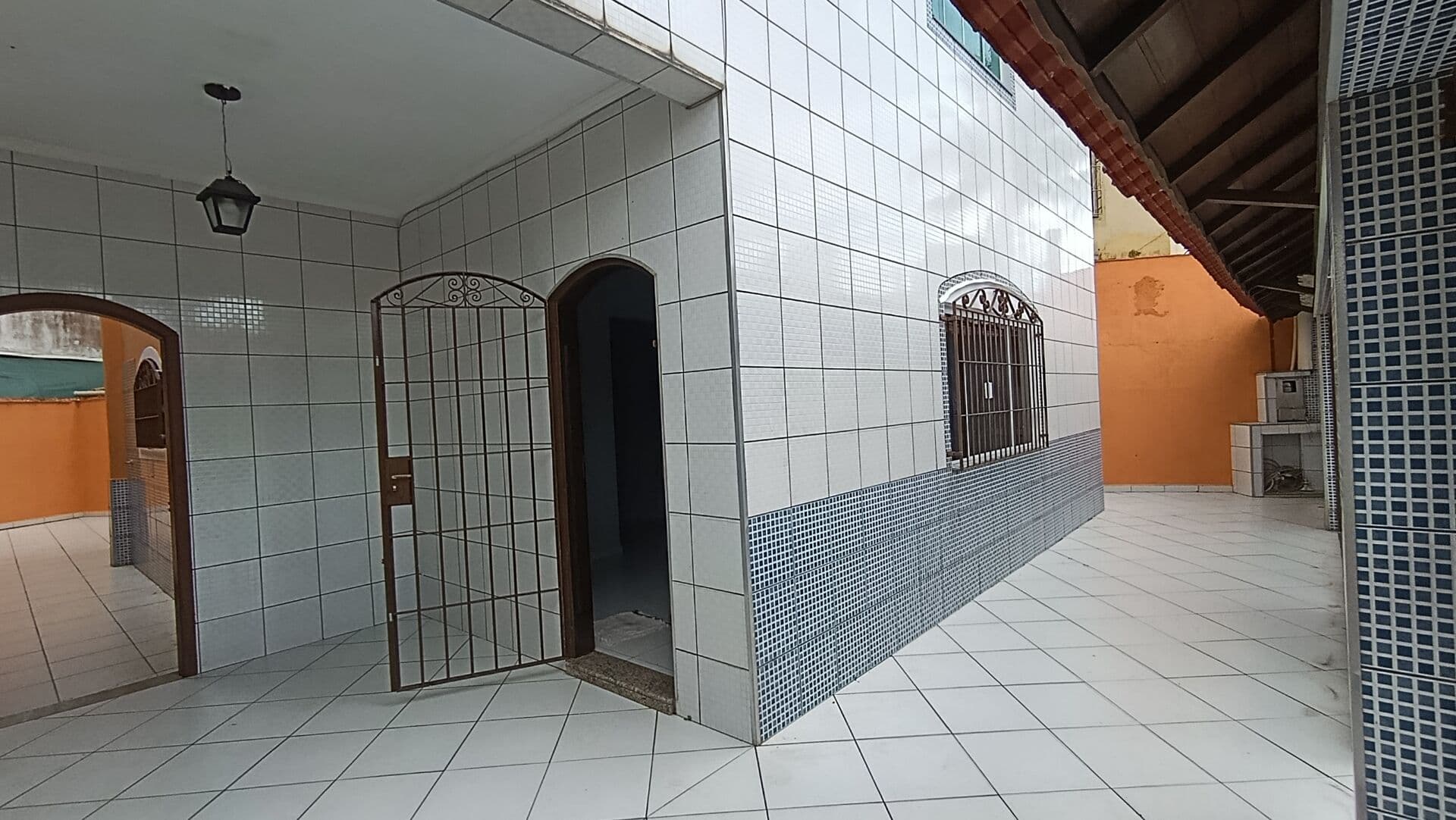 Casa Sobrado para Venda em Jardim Real Praia Grande-SP 2 dormitórios sendo 1 suite