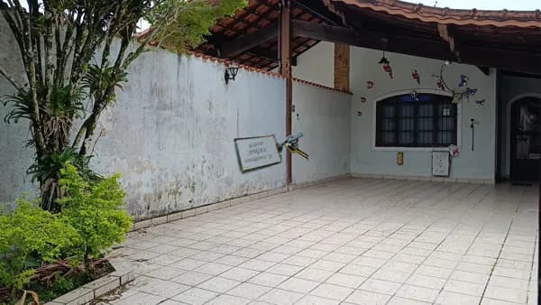 Casa 3 dormitorios sendo 1 suite Praia Grande/SP