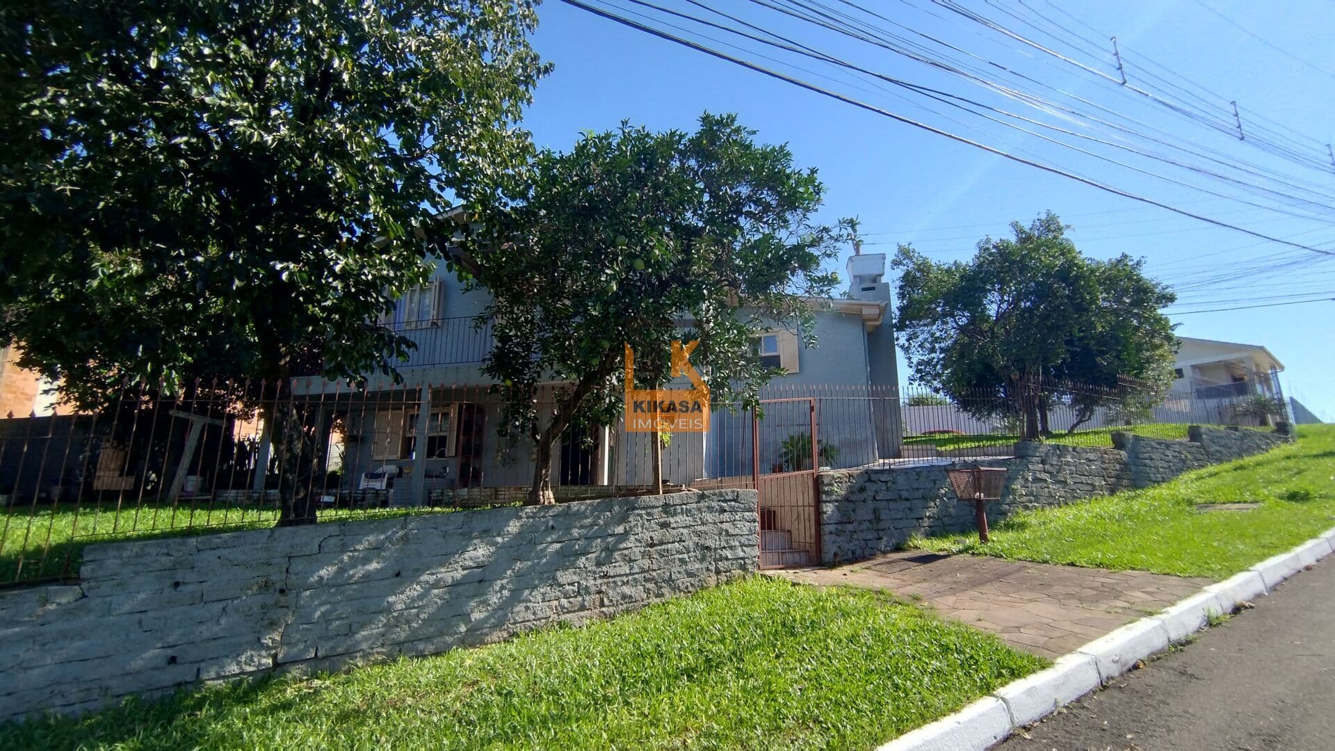 CASA MISTA DE ESQUINA NO BAIRRO PETRÓPOLIS EM NOVO HAMBURGO
