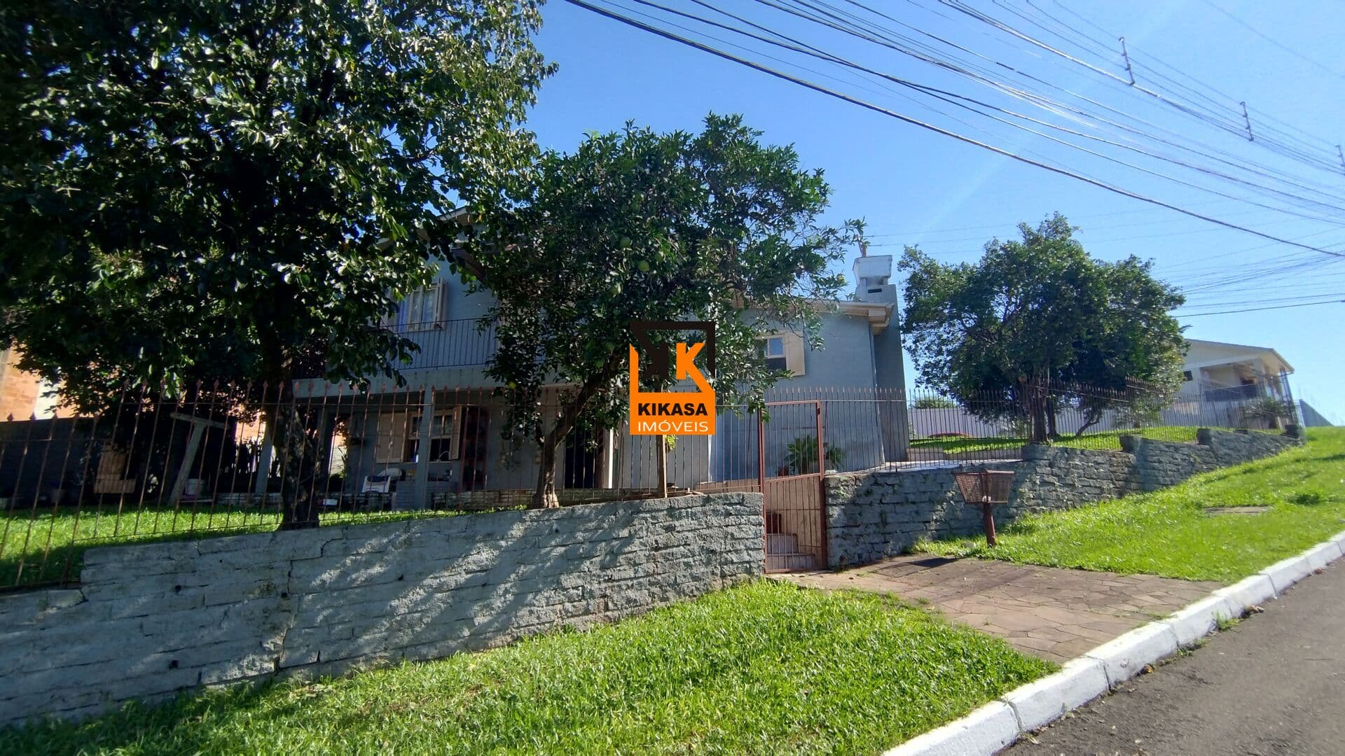 CASA MISTA DE ESQUINA NO BAIRRO PETRÓPOLIS EM NOVO HAMBURGO