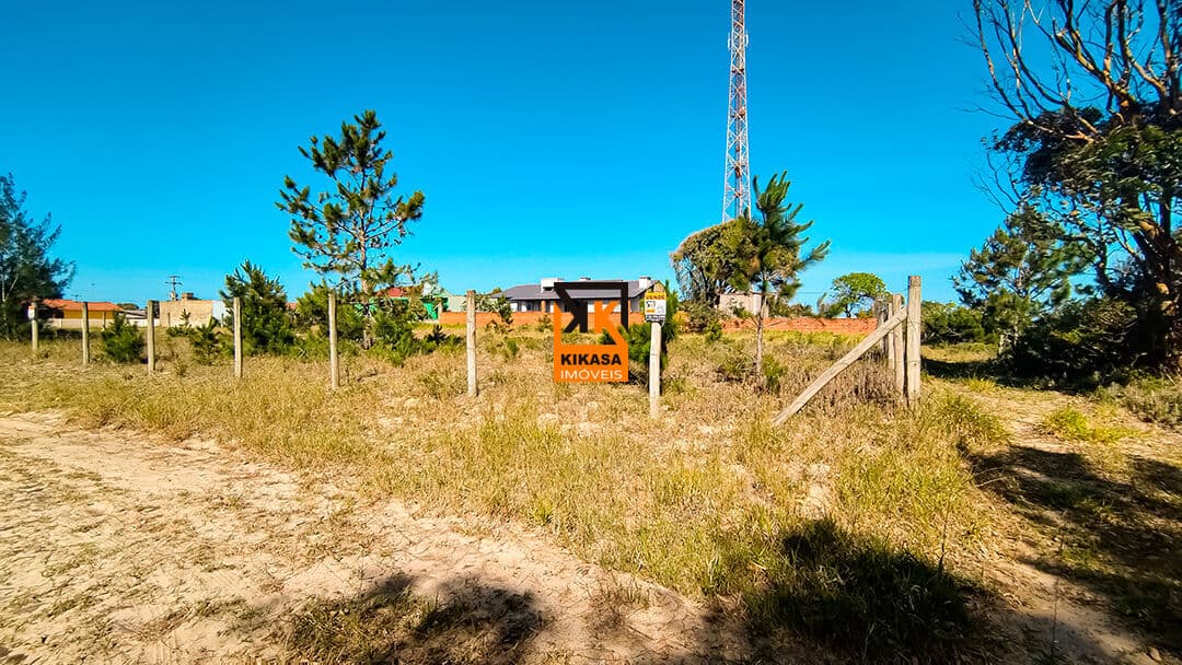 TERRENO DE 360 M² A 500 METROS DO MAR EM ARROIO TEIXEIRA!