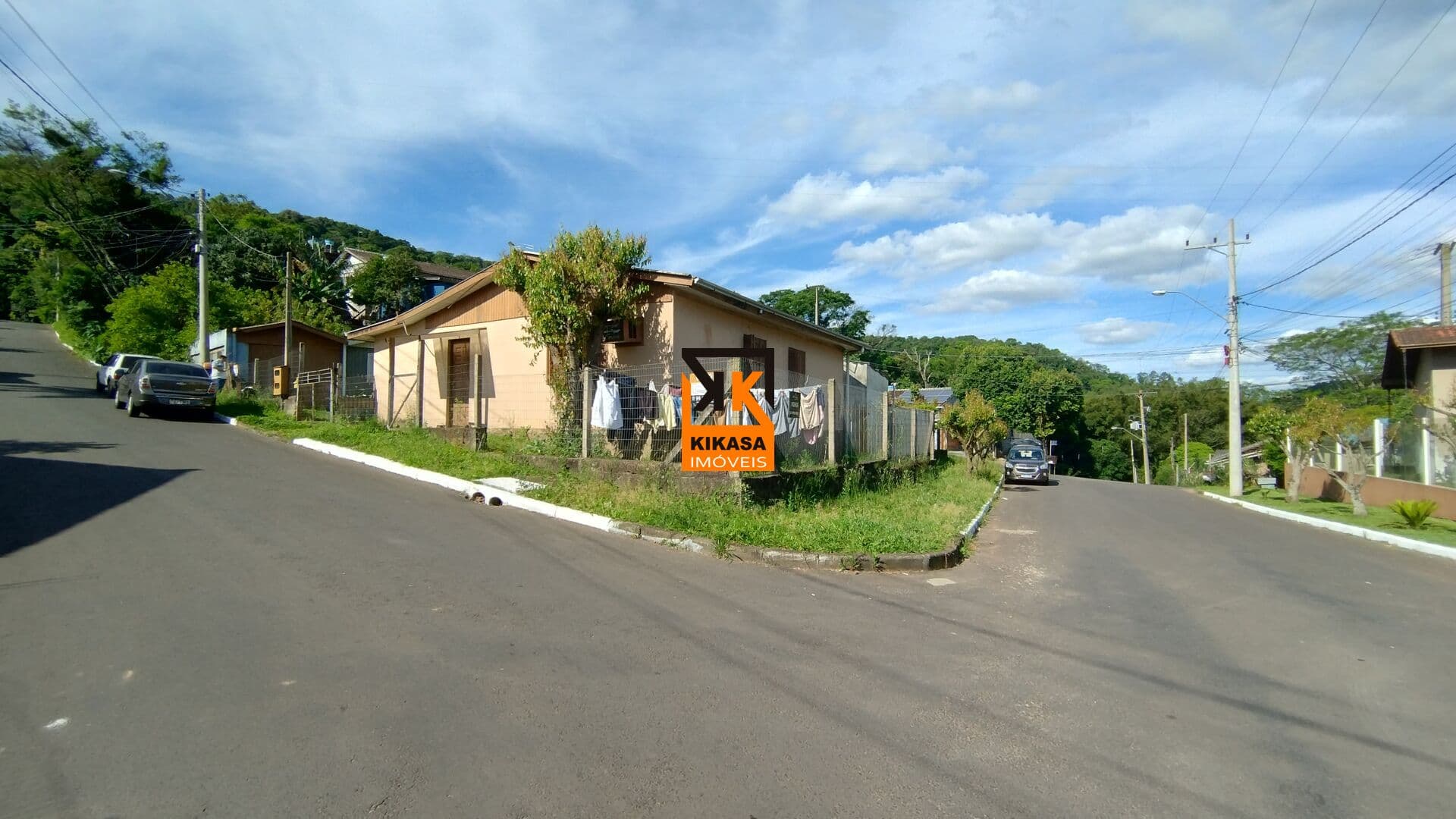 TERRENO COM 3 CASAS, DE ESQUINA, NO BAIRRO SÃO JORGE EM NOVO HAMBURGO