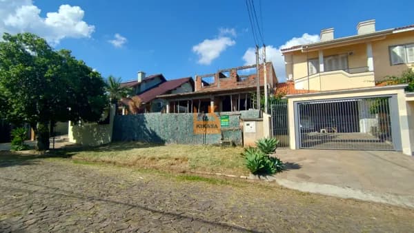 TERRENO COM CASA EM CONSTRUÇÃO APROVADO NA PREFEITURA
