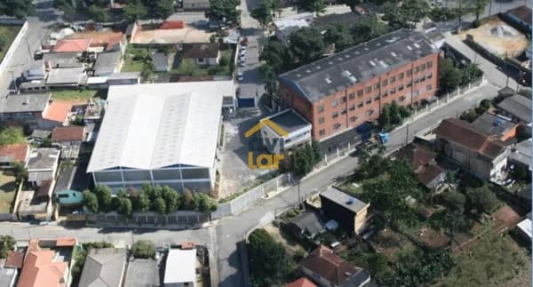 Galpão/Depósito/Armazém em Embu-Guaçu - Embu-Guaçu
