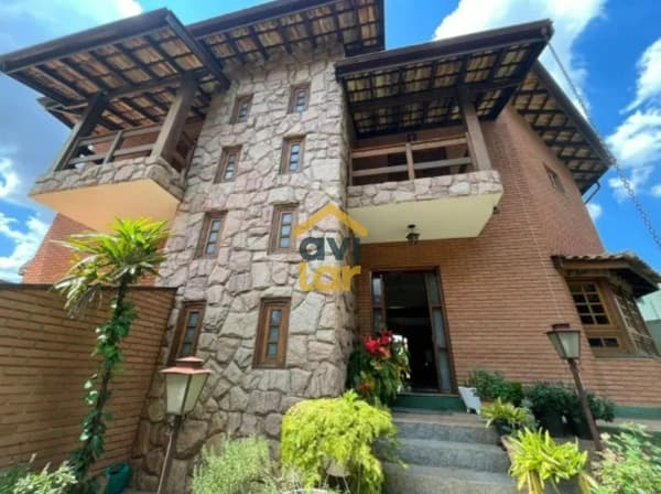Sobrado em Campinas - Jardim dos Oliveiras