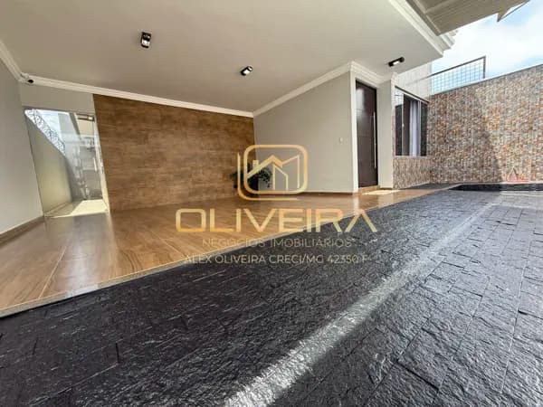 Casa em Patrocínio - Esplanada