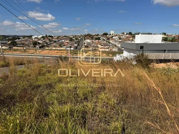 Lote/Terreno em Patrocínio - Jardim das Oliveiras